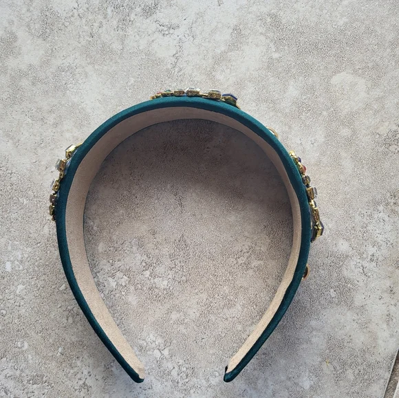 Headband. - Picture 4 of 4